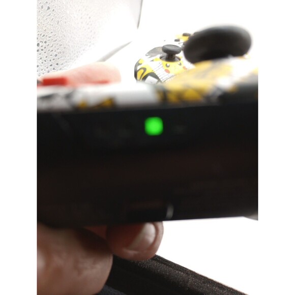 Set 2 POWERA ENHANCED WIRELESS CONTROLLERs NINTENDO SWITCH PIKACHU Tested WORKS - Picture 6 of 7